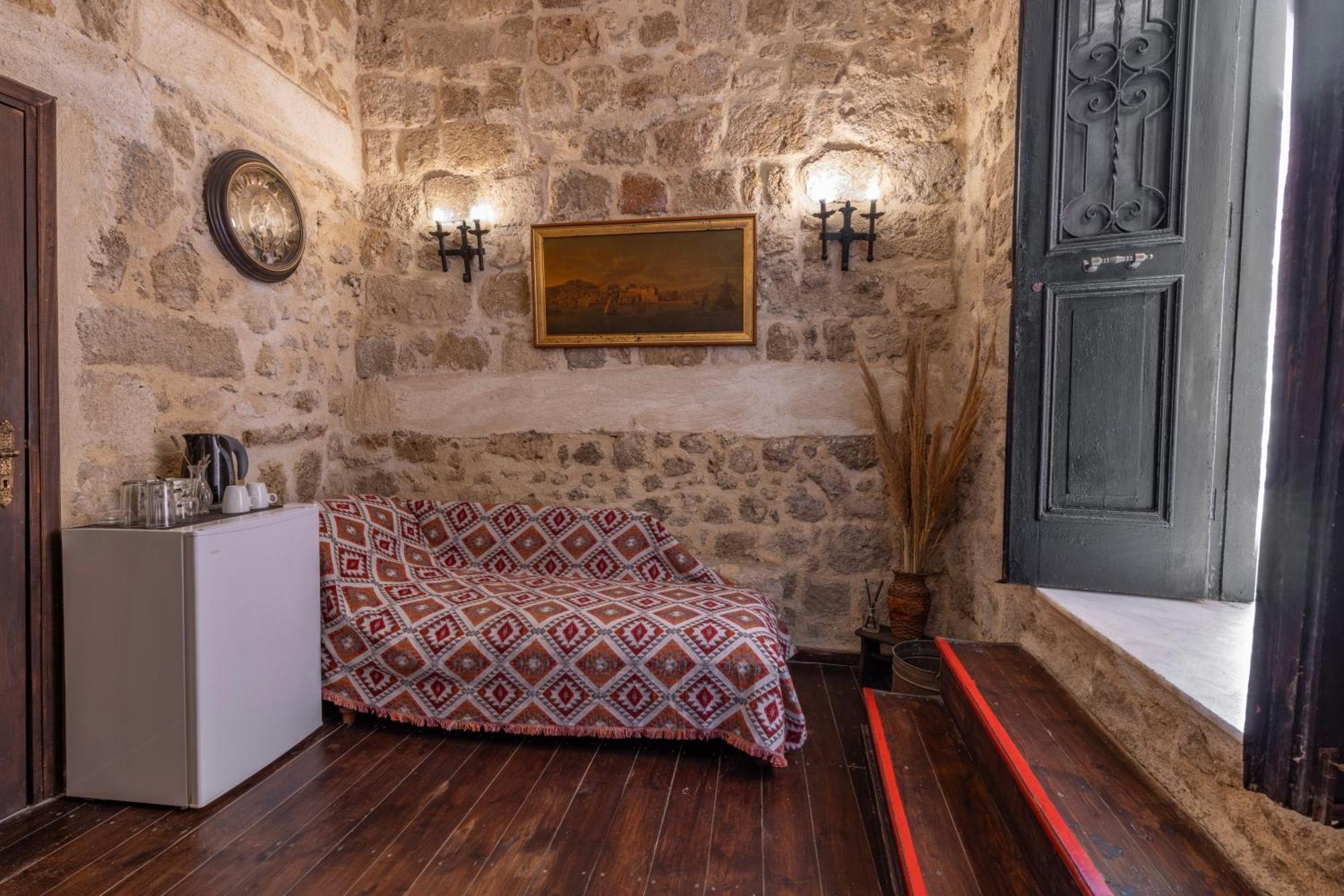 Saint Michel Boutique Hotel Rhodes City Exterior photo